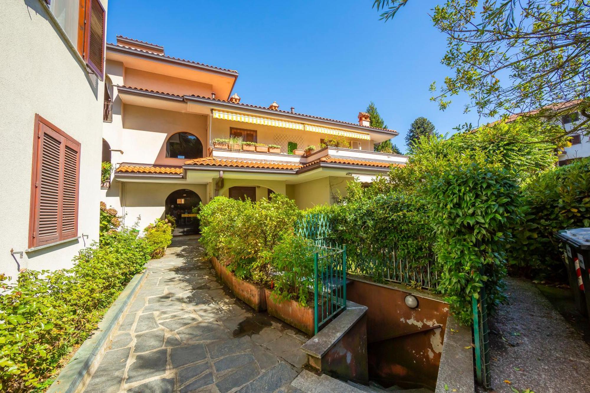 Appartamento Gaya Stresa Center - Happy Rentals Kültér fotó
